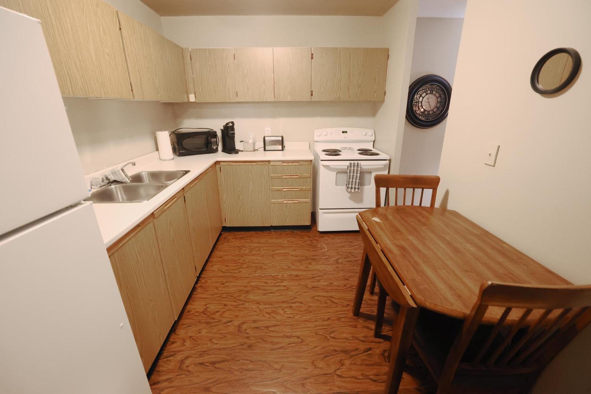 Paris Plaza Daire Elliot Lake Dış mekan fotoğraf