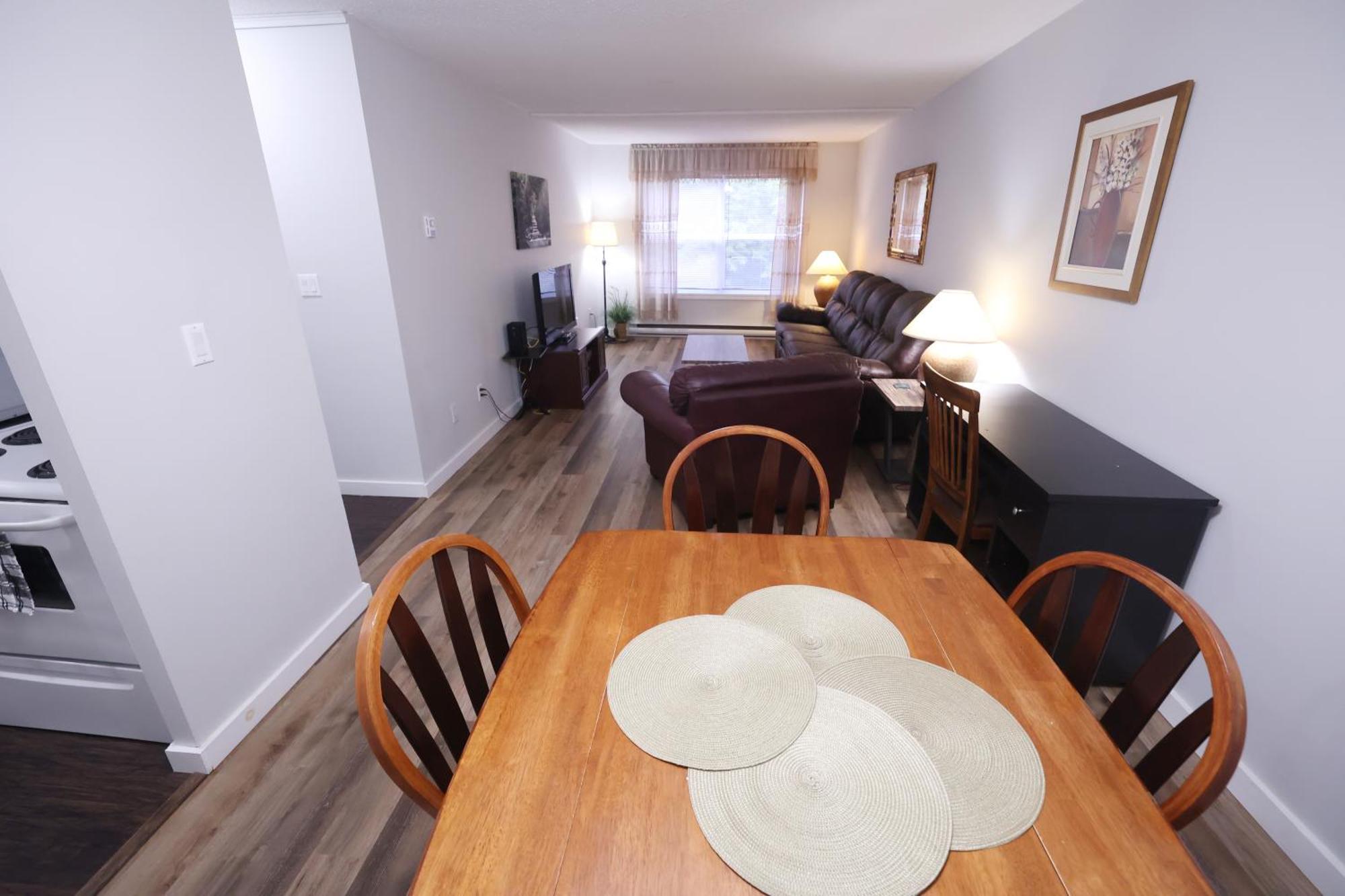 Paris Plaza Daire Elliot Lake Dış mekan fotoğraf