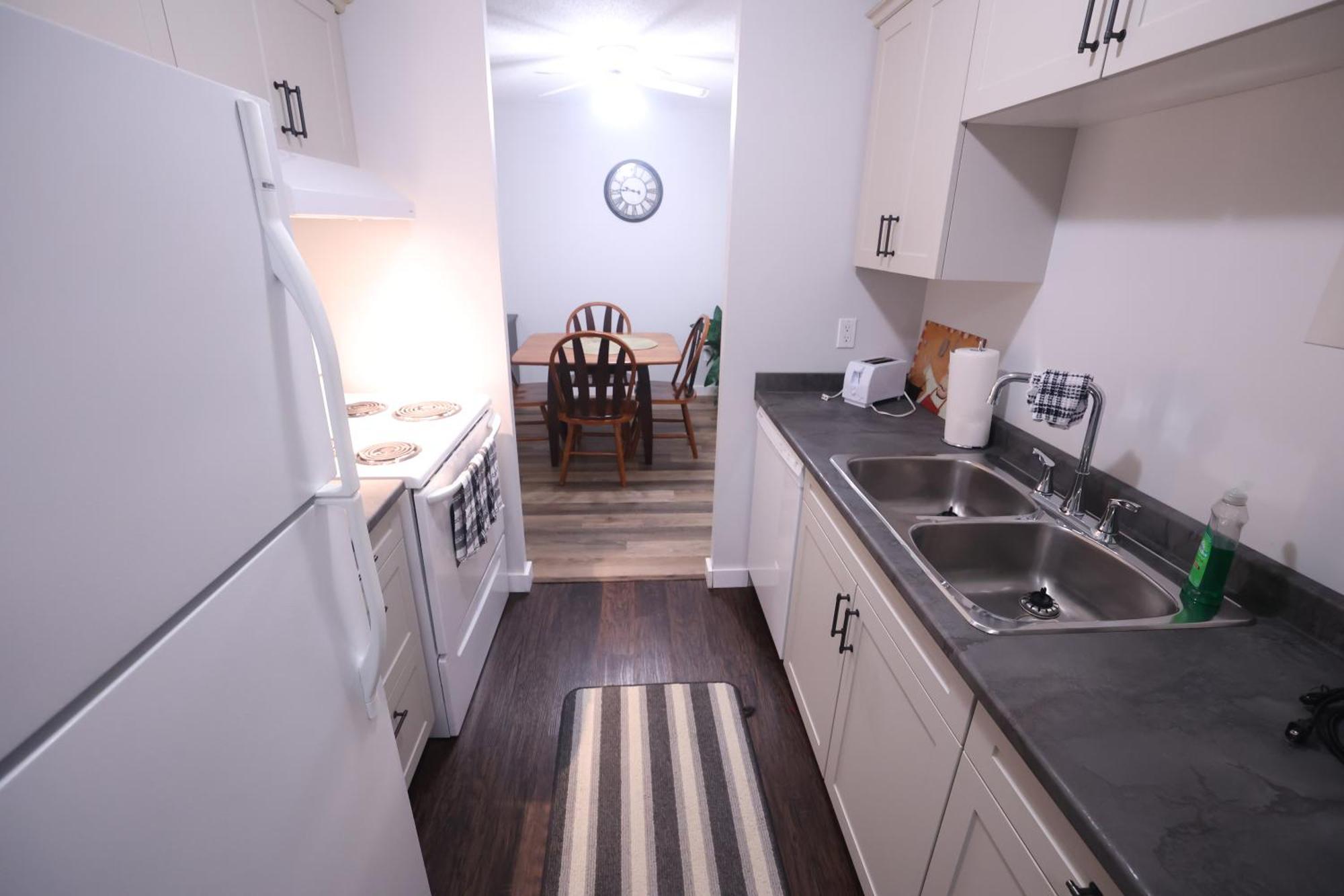 Paris Plaza Daire Elliot Lake Dış mekan fotoğraf