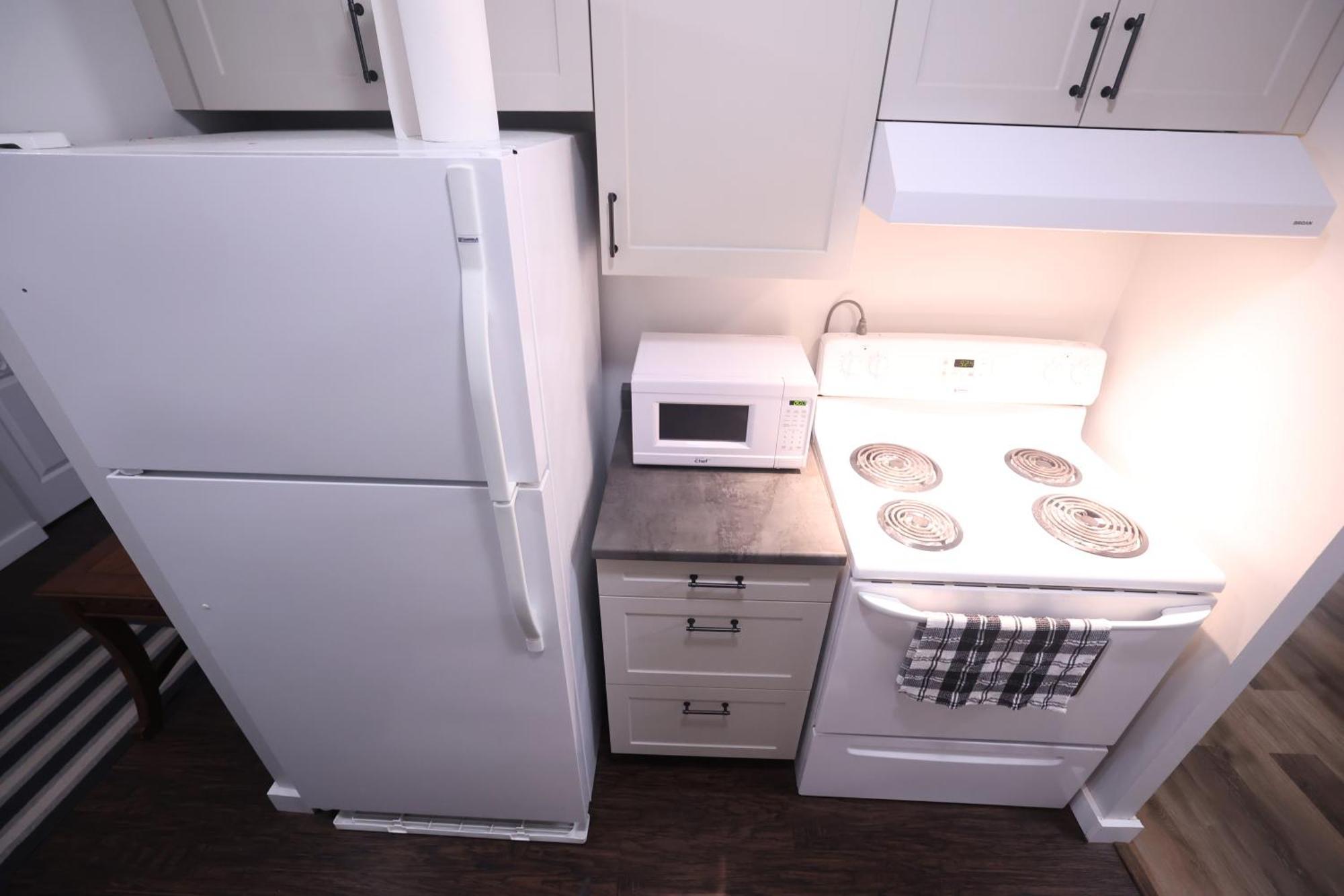 Paris Plaza Daire Elliot Lake Dış mekan fotoğraf